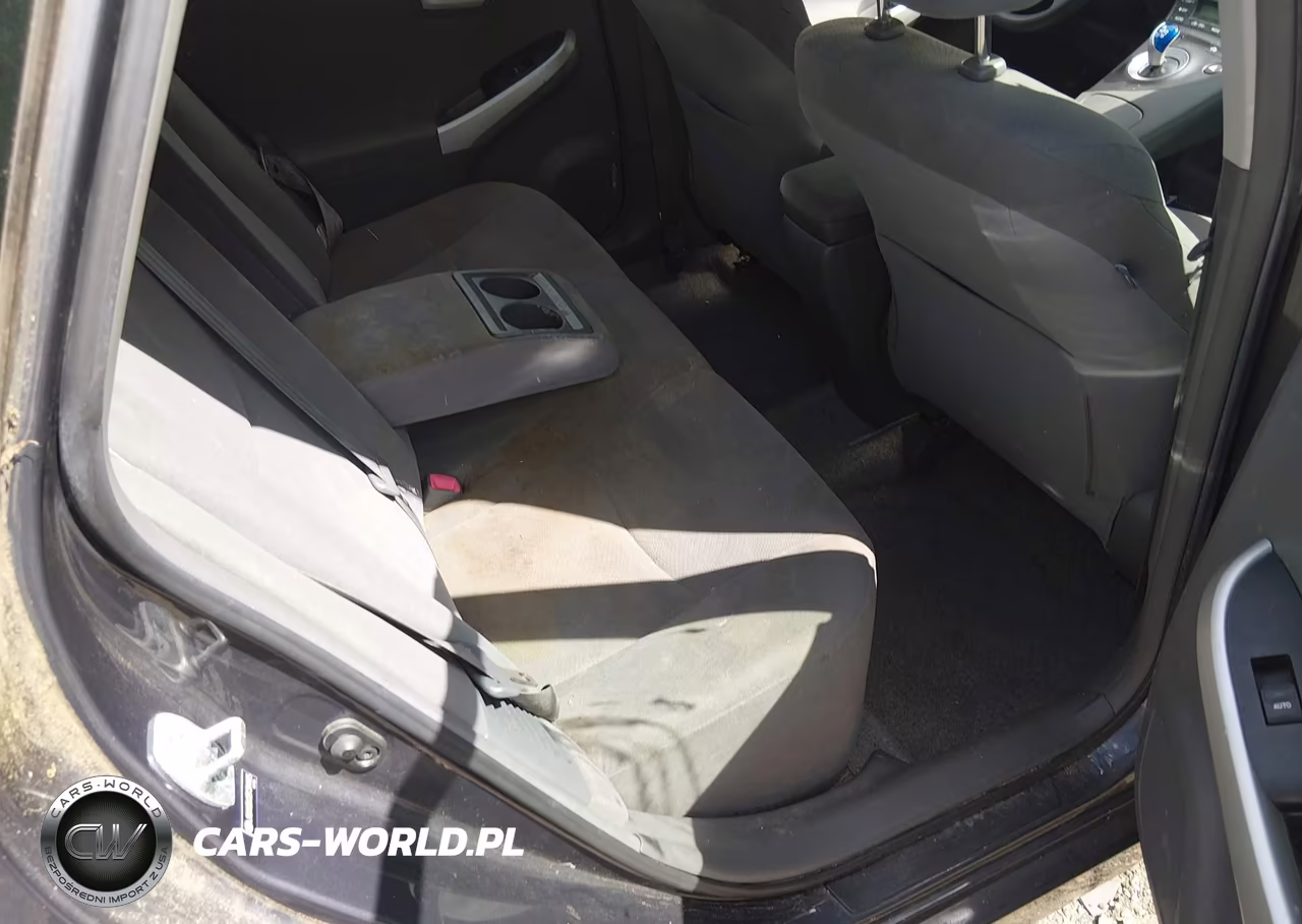 2011 Toyota Prius Two VIN:JTDKN3DU3B1394485 - 8
