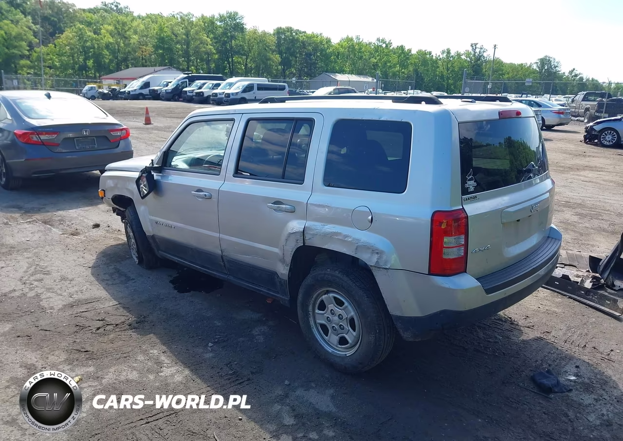 2014 Jeep Patriot Sport VIN:1C4NJRBB2ED537202 - 3