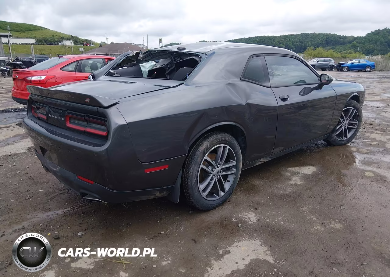 2019 Dodge Challenger Sxt Awd VIN:2C3CDZGG4KH760024 - 4