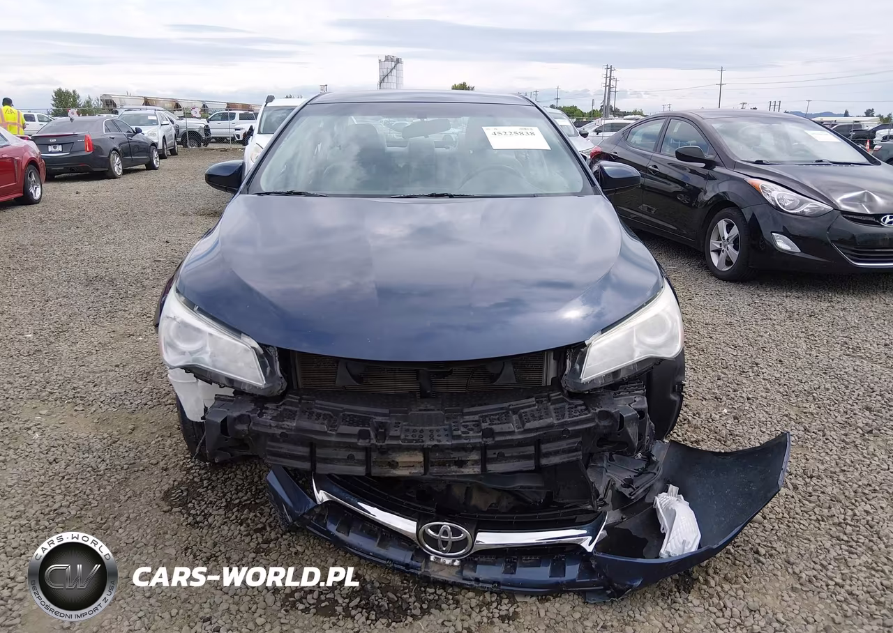 2015 Toyota Camry Le VIN:4T4BF1FK5FR476365 - 12
