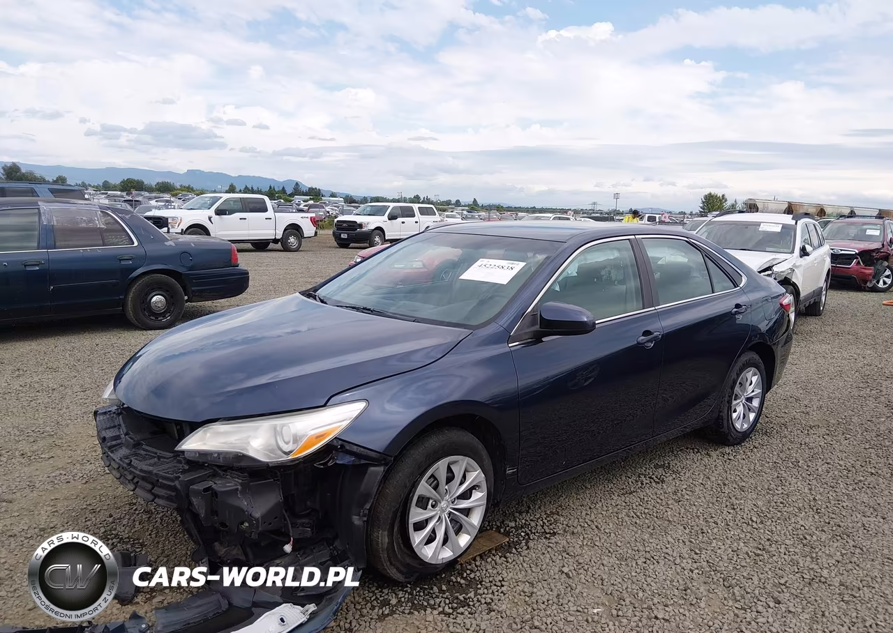 2015 Toyota Camry Le VIN:4T4BF1FK5FR476365 - 2