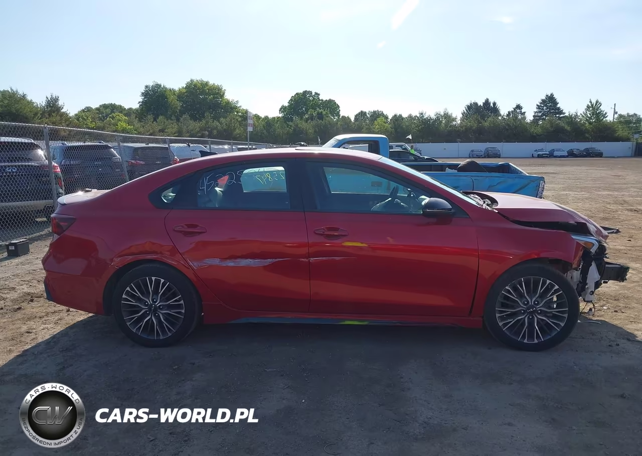 2024 Kia Forte Gt-Line VIN:3KPF54AD7RE803008 - 14