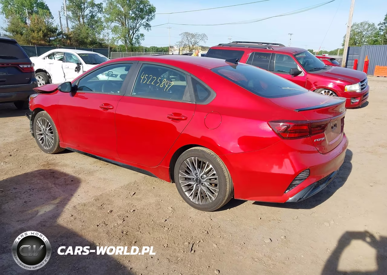 2024 Kia Forte Gt-Line VIN:3KPF54AD7RE803008 - 3