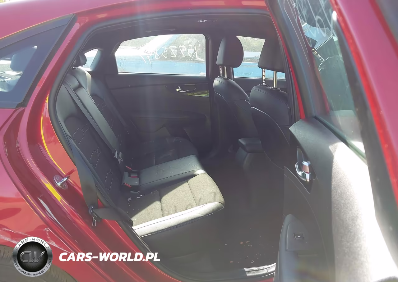 2024 Kia Forte Gt-Line VIN:3KPF54AD7RE803008 - 8