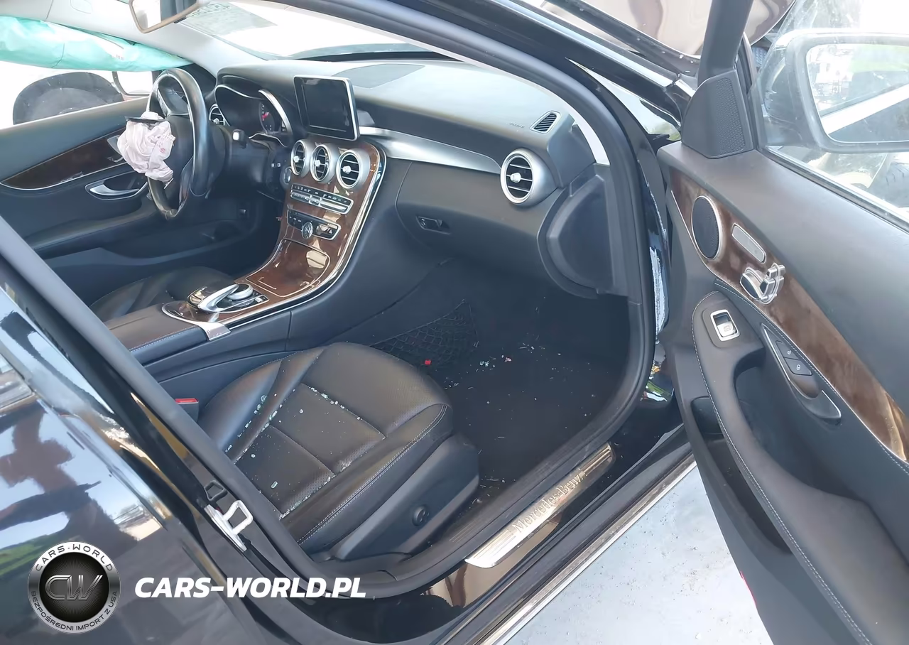 2016 Mercedes-Benz C 300 4Matic VIN:55SWF4KB9GU127340 - 5
