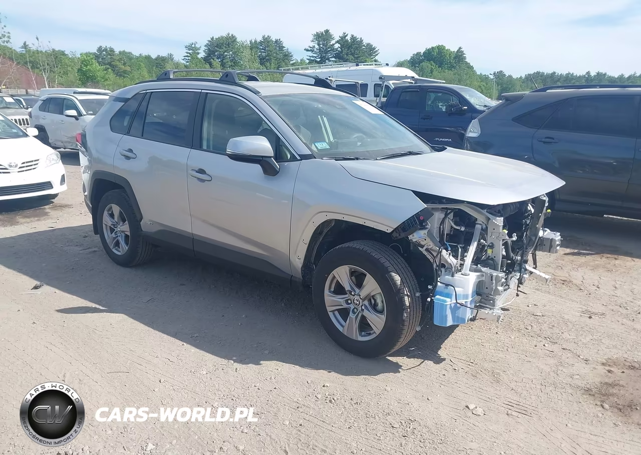 2025 Toyota Rav4 Hybrid Xle – zdjęcie 1 z 17