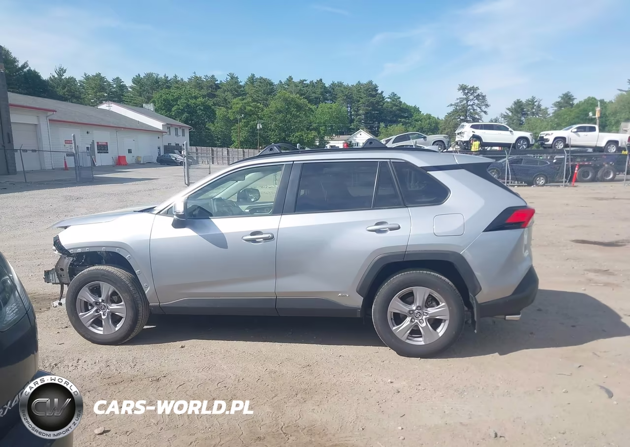 2025 Toyota Rav4 Hybrid Xle VIN:JTMRWRFV9SJ081980 - 15