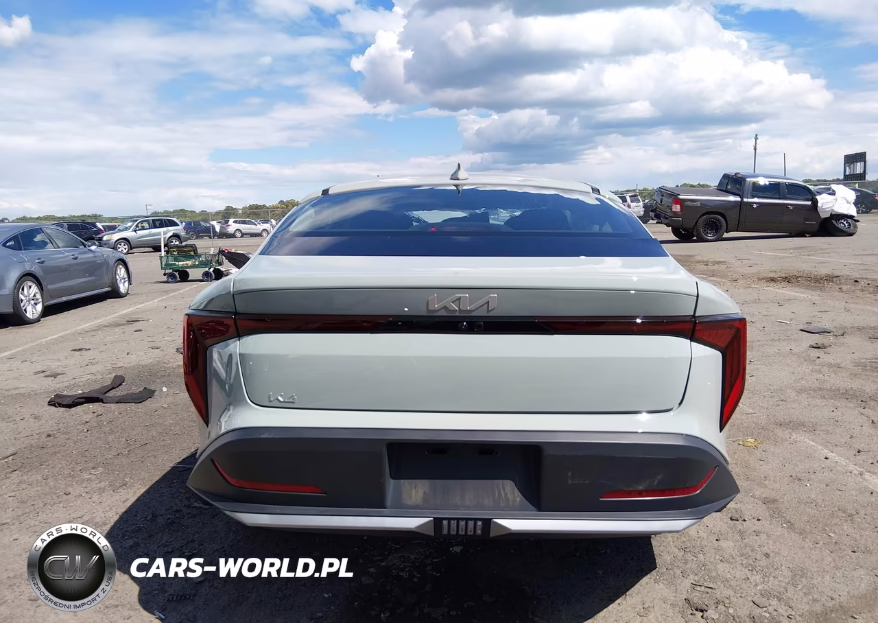 2025 Kia K4 Lxs VIN:3KPFT4DE5SE132325 - 16