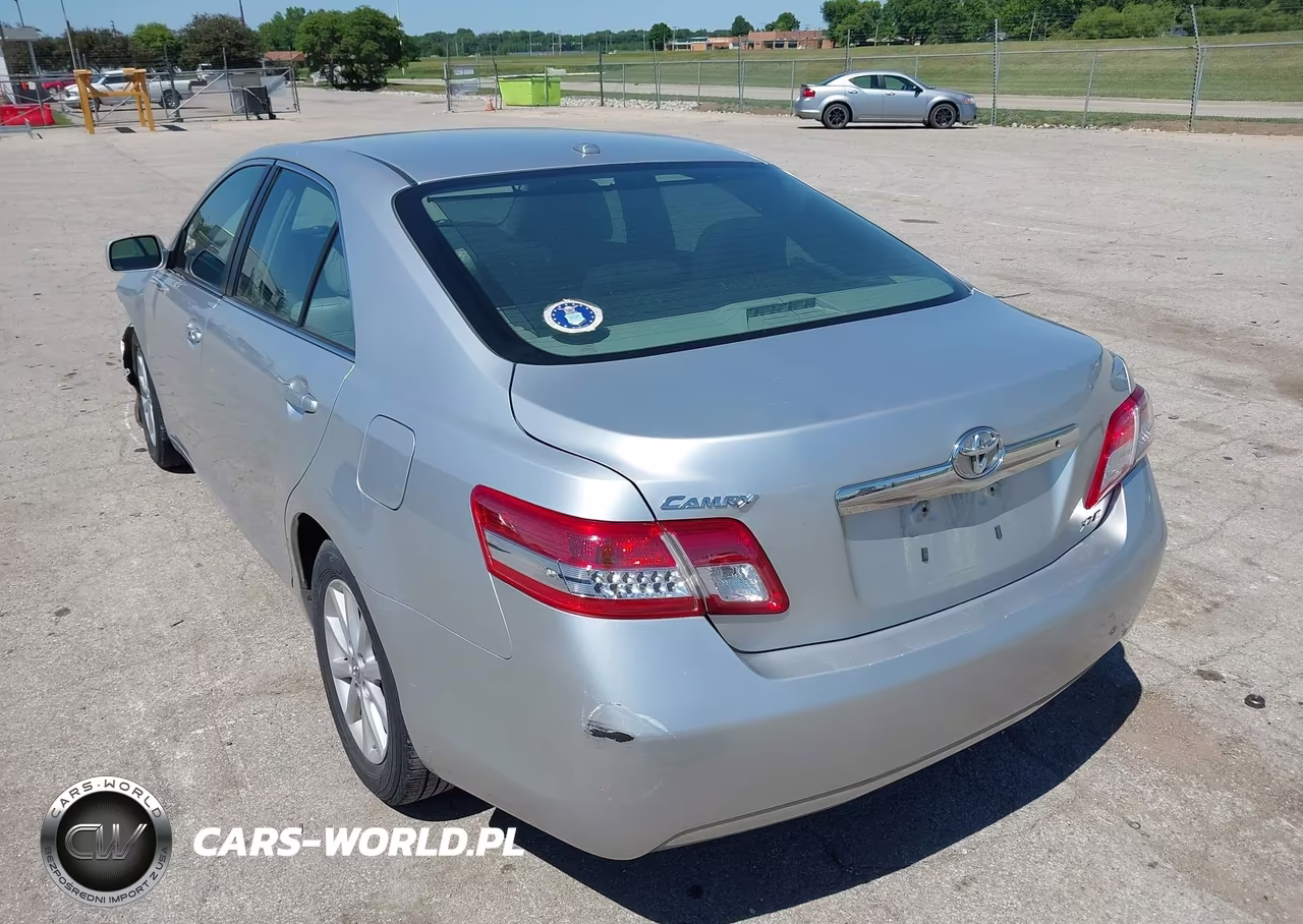 2010 Toyota Camry Xle VIN:4T4BF3EK9AR062026 - 3
