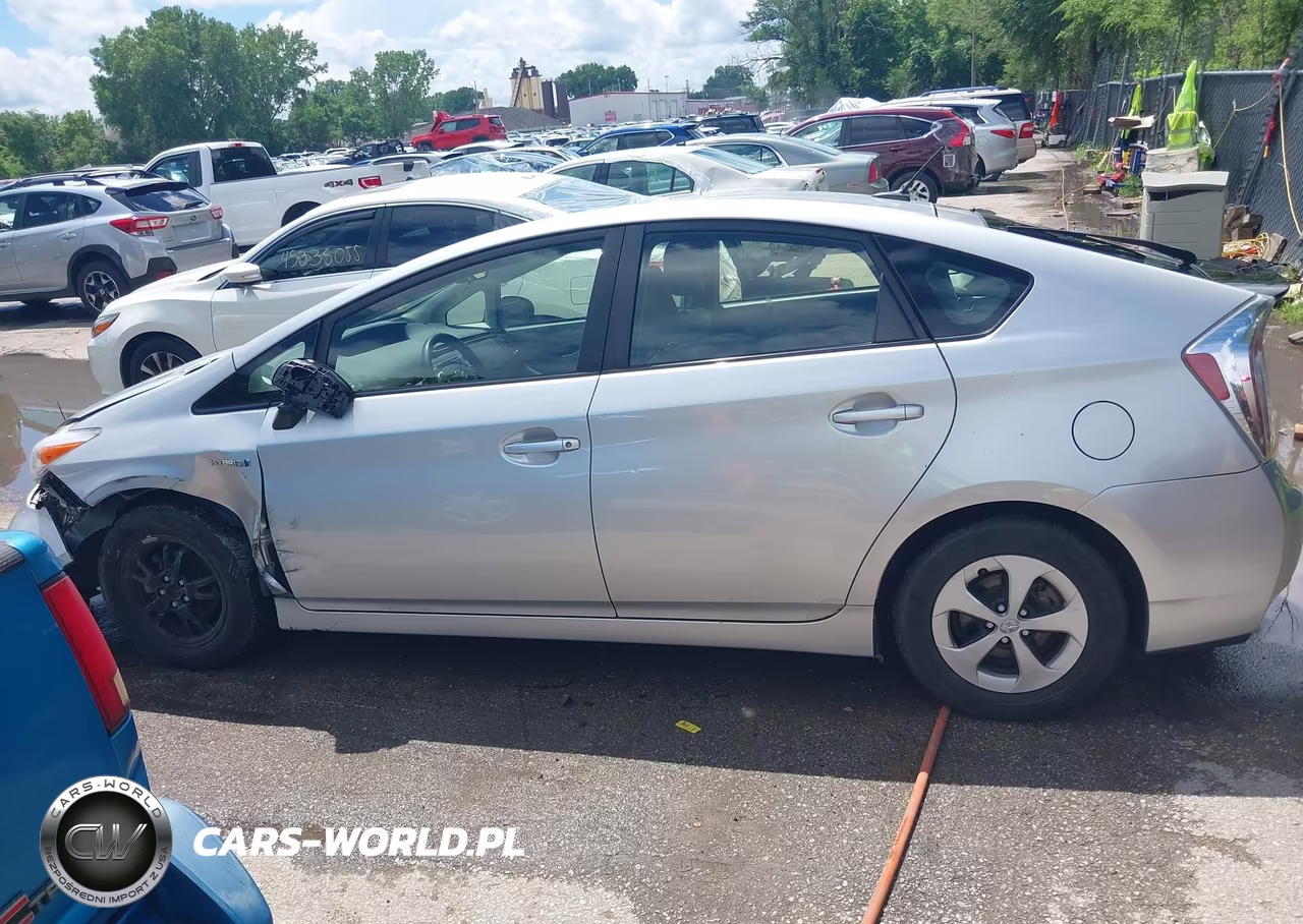 2012 Toyota Prius Three VIN:JTDKN3DU0C5482730 - 14