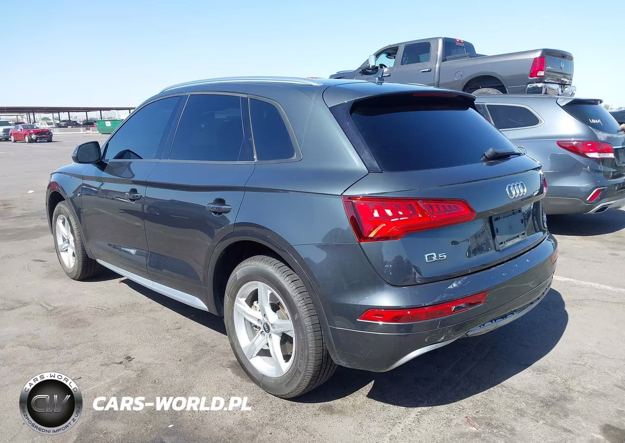2018 Audi Q5 2.0T Premium-2.0T Tech Premium VIN:WA1ANAFY8J2042747 - 3