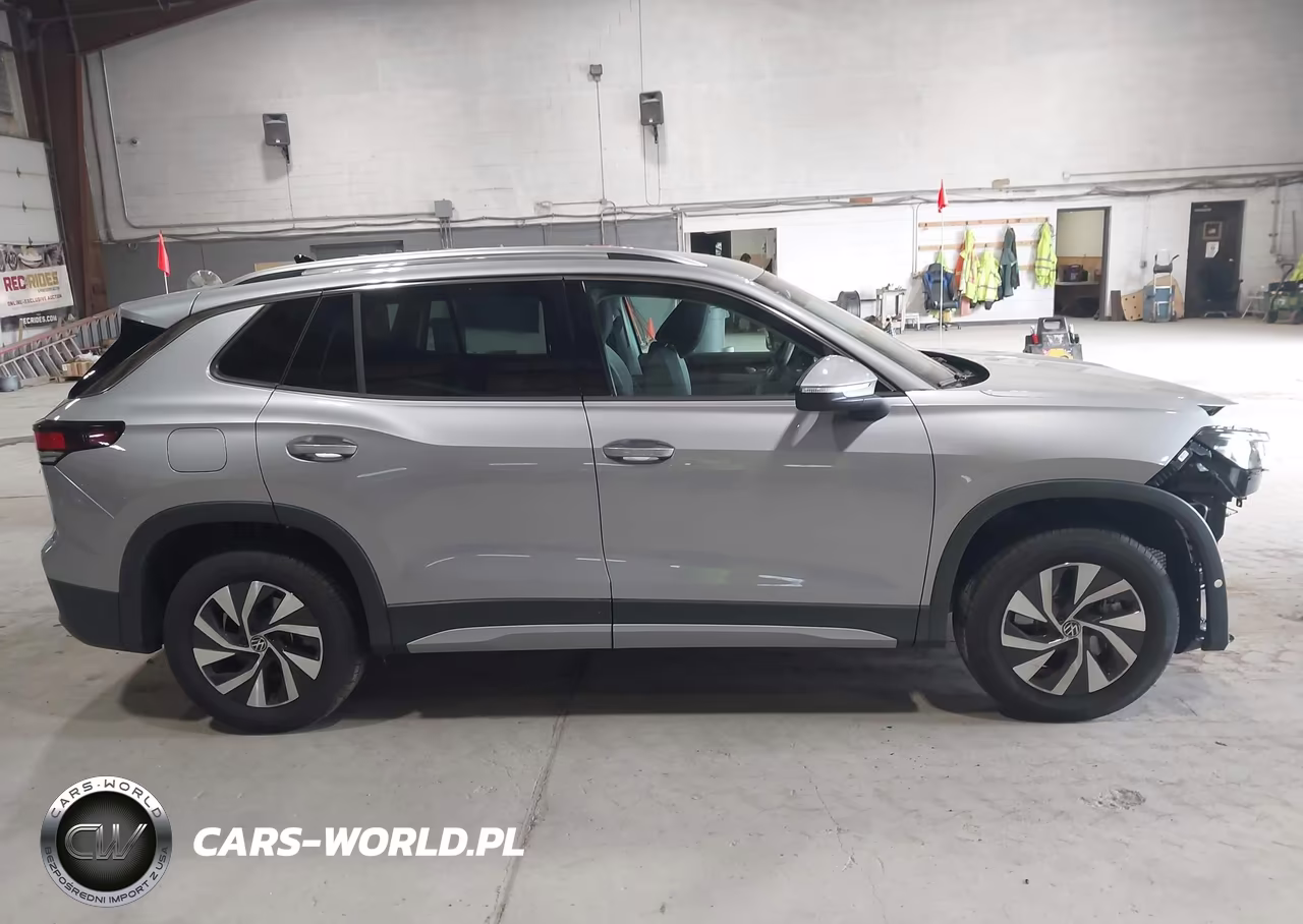 2026 Volkswagen Tiguan S VIN:3VVBR7RM5TM074062 - 14
