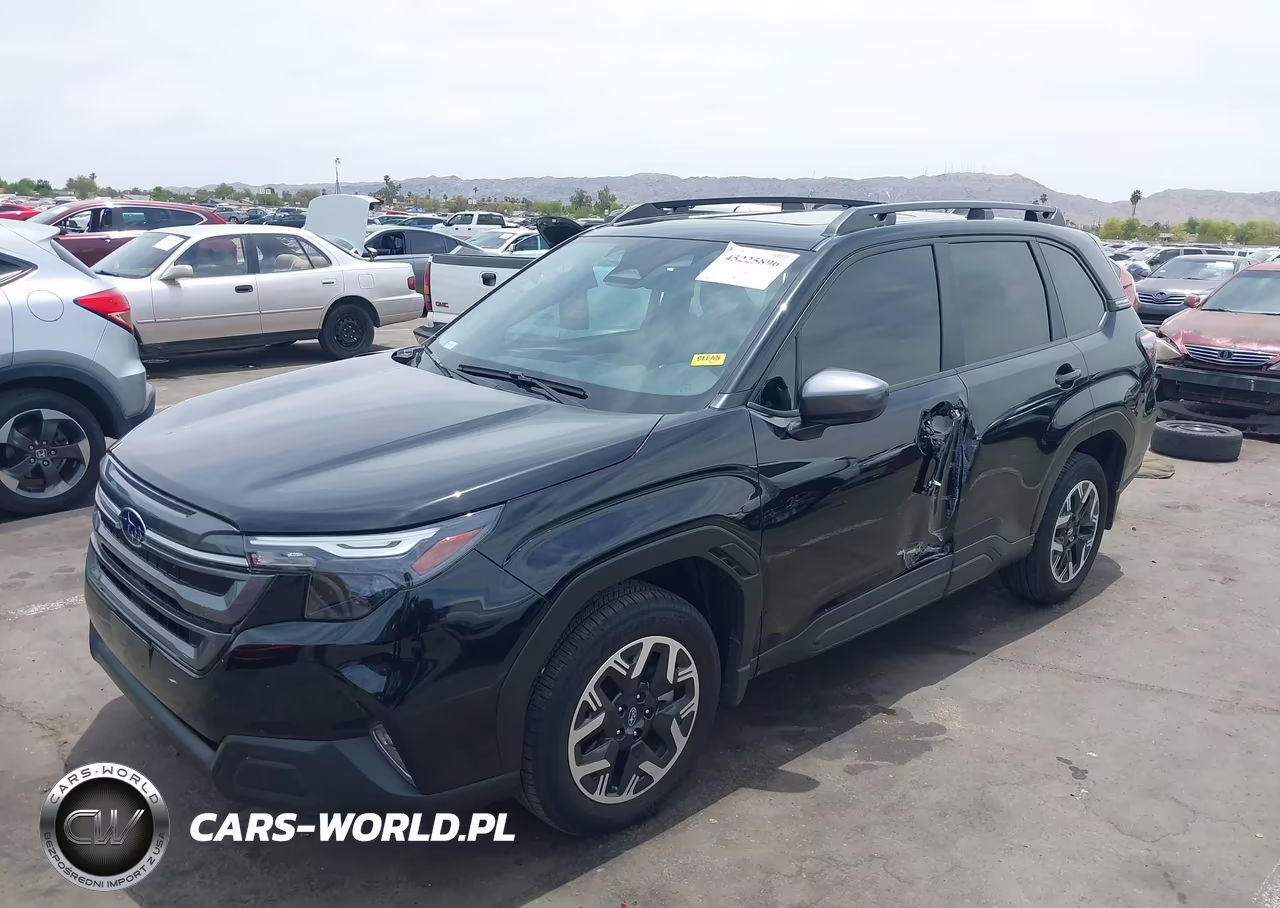 2025 Subaru Forester Premium VIN:JF2SLDDC8SH455194 - 17