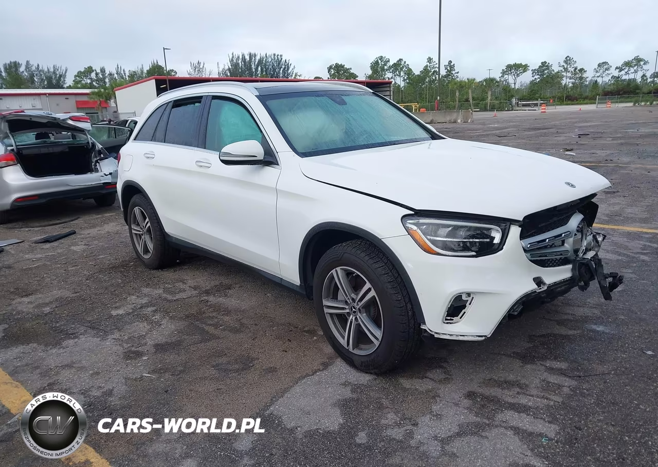 2020 Mercedes-Benz Glc 300 – zdjęcie 1 z 18