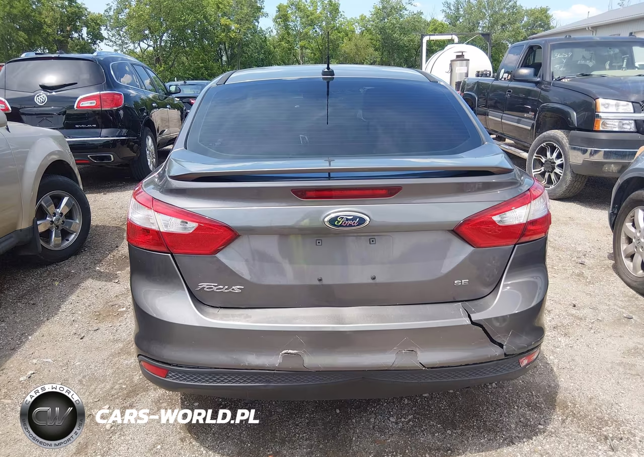 2012 Ford Focus Se VIN:1FAHP3F21CL294347 - 17