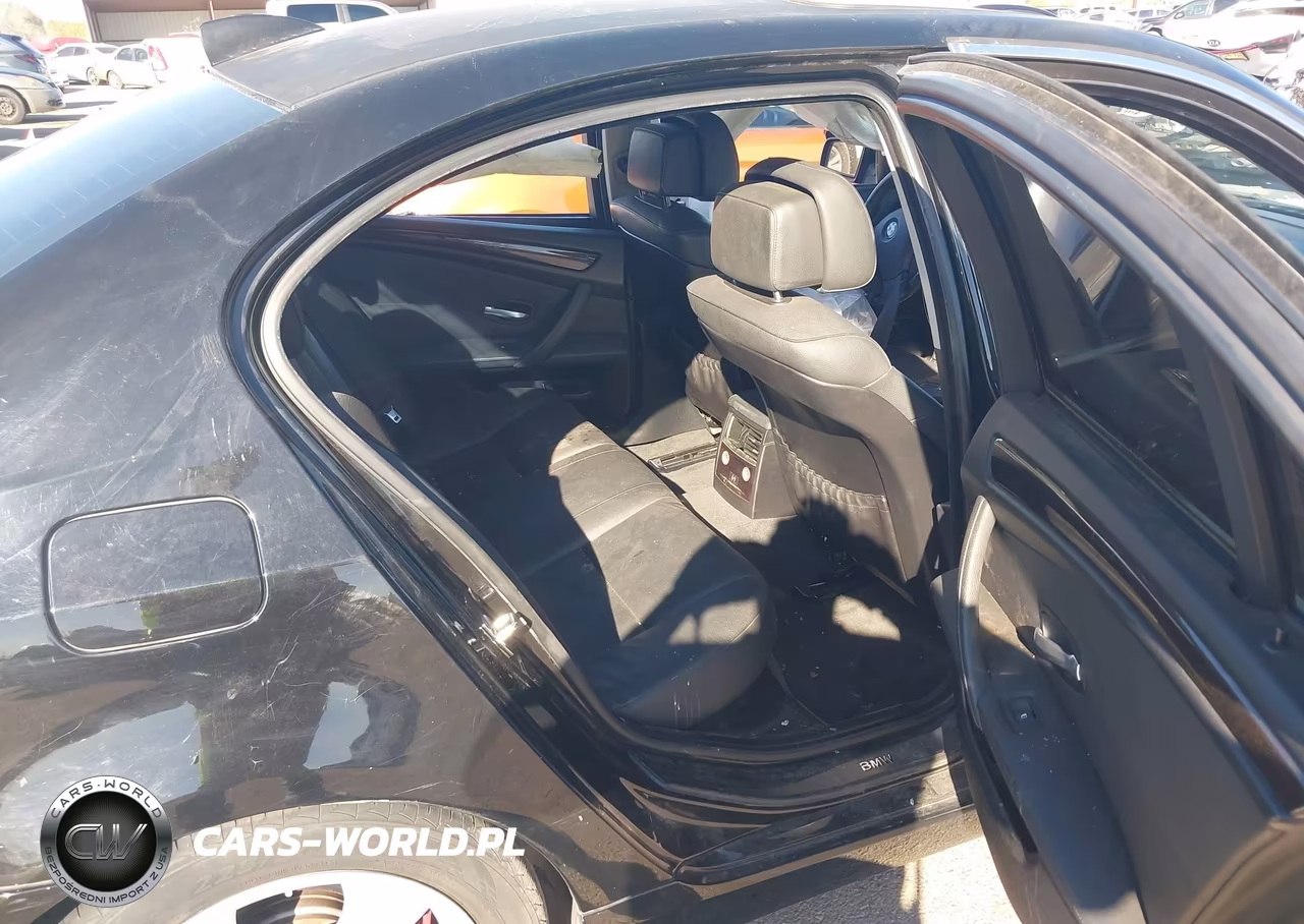 2008 BMW 528I VIN:WBANU53598CT19841 - 8
