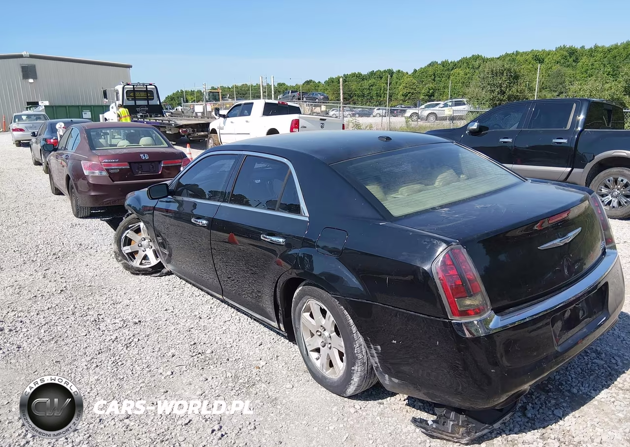 2013 Chrysler 300 Motown VIN:2C3CCAAG3DH556606 - 3