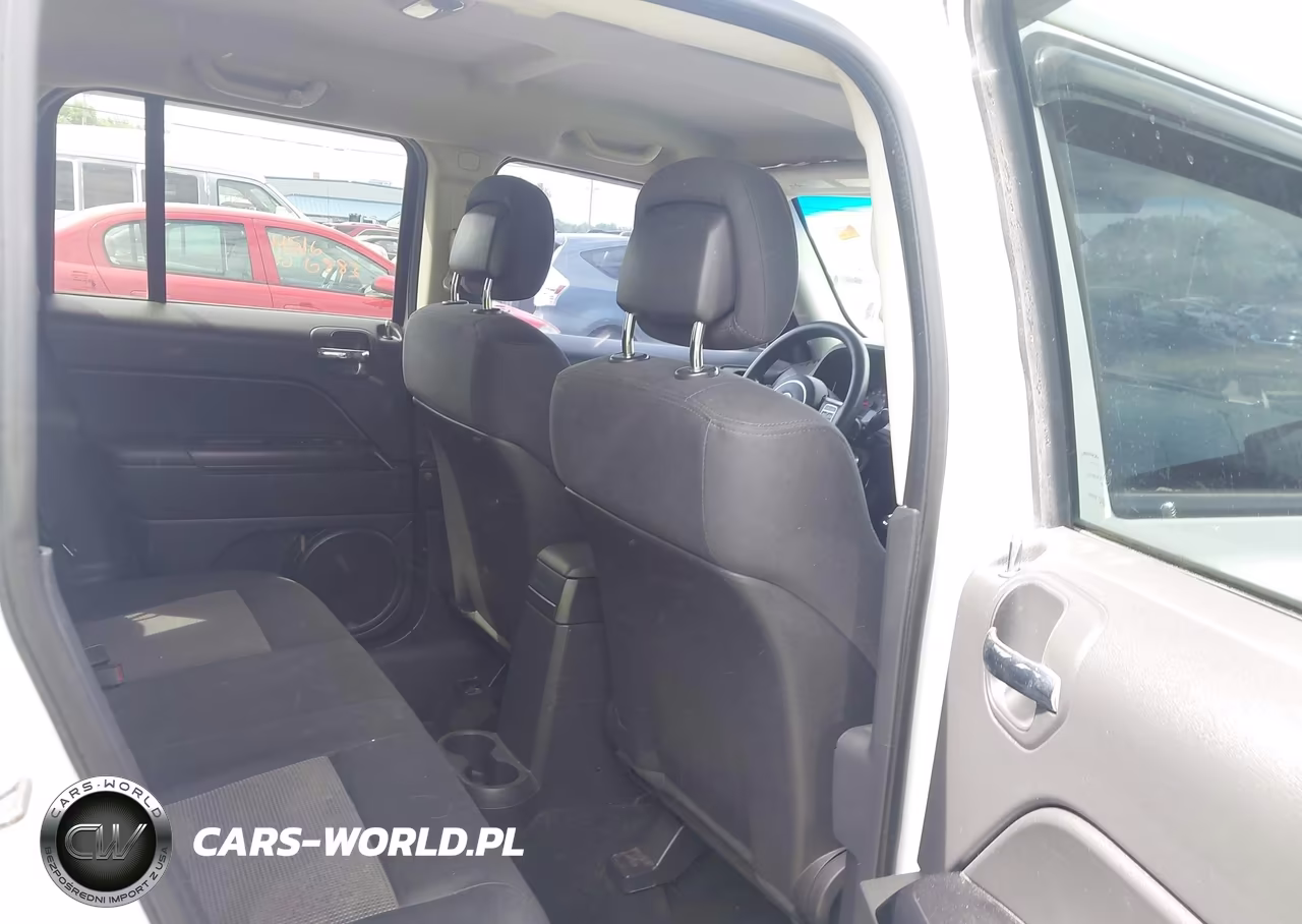 2012 Jeep Patriot Sport VIN:1C4NJPBA5CD586628 - 8