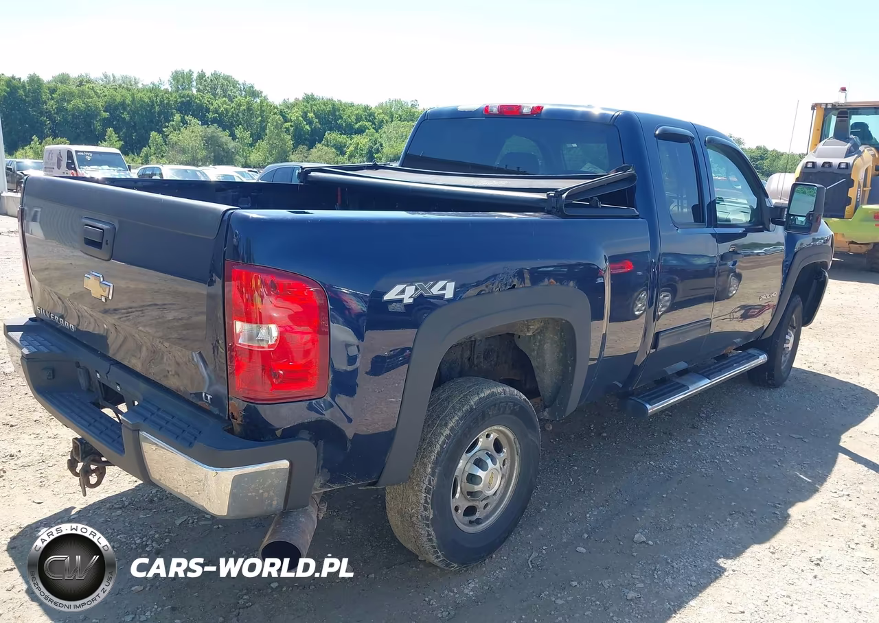 2010 Chevrolet Silverado 2500Hd Lt VIN:1GC5KXBG2AZ174622 - 4
