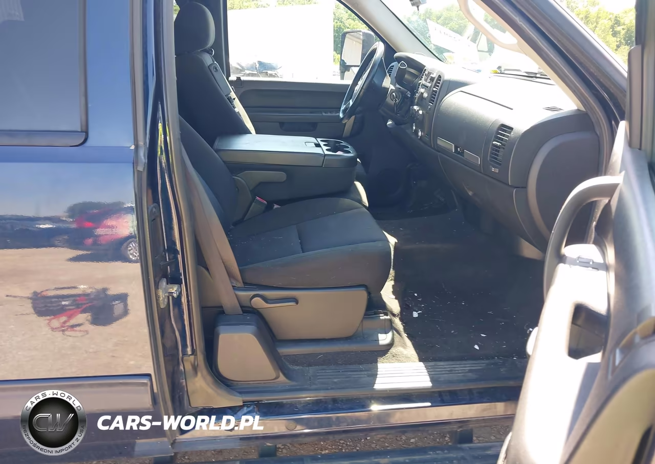 2010 Chevrolet Silverado 2500Hd Lt VIN:1GC5KXBG2AZ174622 - 5