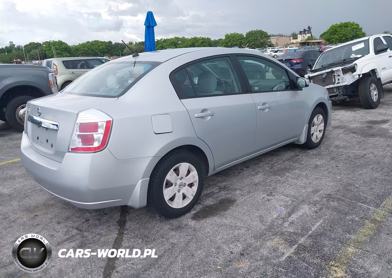 2010 Nissan Sentra 2.0 VIN:3N1AB6AP1AL679748 - 4