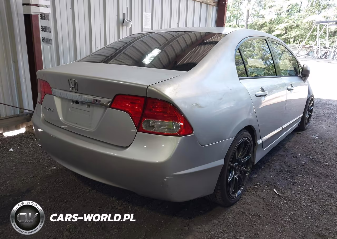 2010 Honda Civic Lx VIN:2HGFA1F51AH319101 - 4