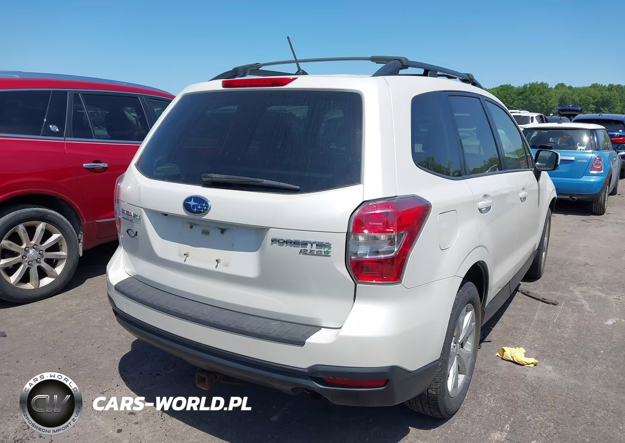 2015 Subaru Forester 2.5I Premium VIN:JF2SJADC7FH538416 - 4