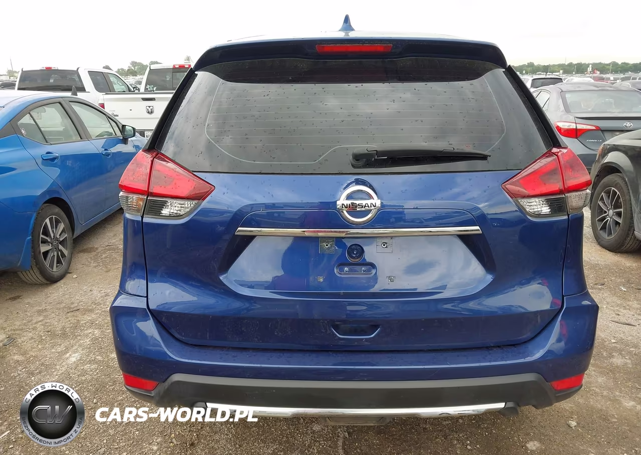 2018 Nissan Rogue S VIN:KNMAT2MV5JP595076 - 16