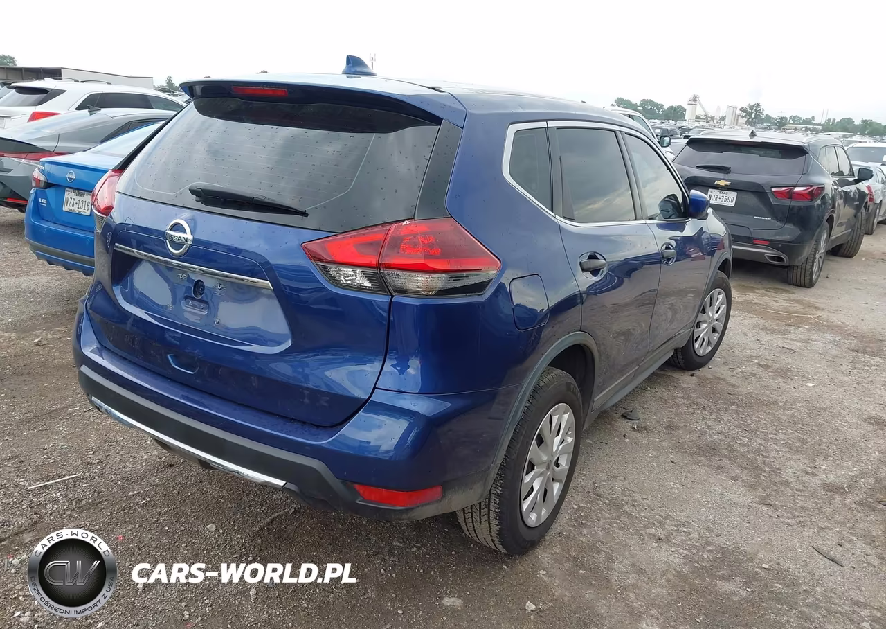 2018 Nissan Rogue S VIN:KNMAT2MV5JP595076 - 4