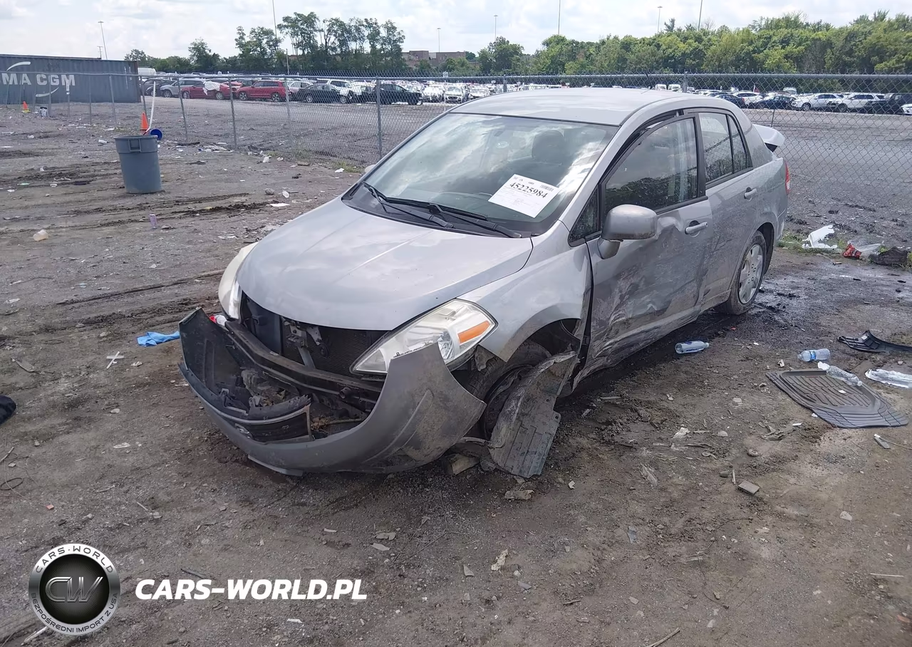2010 Nissan Versa 1.8S VIN:3N1BC1AP3AL384087 - 2