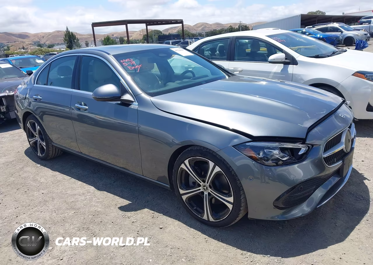 2024 Mercedes-Benz C 300 – zdjęcie 1 z 16