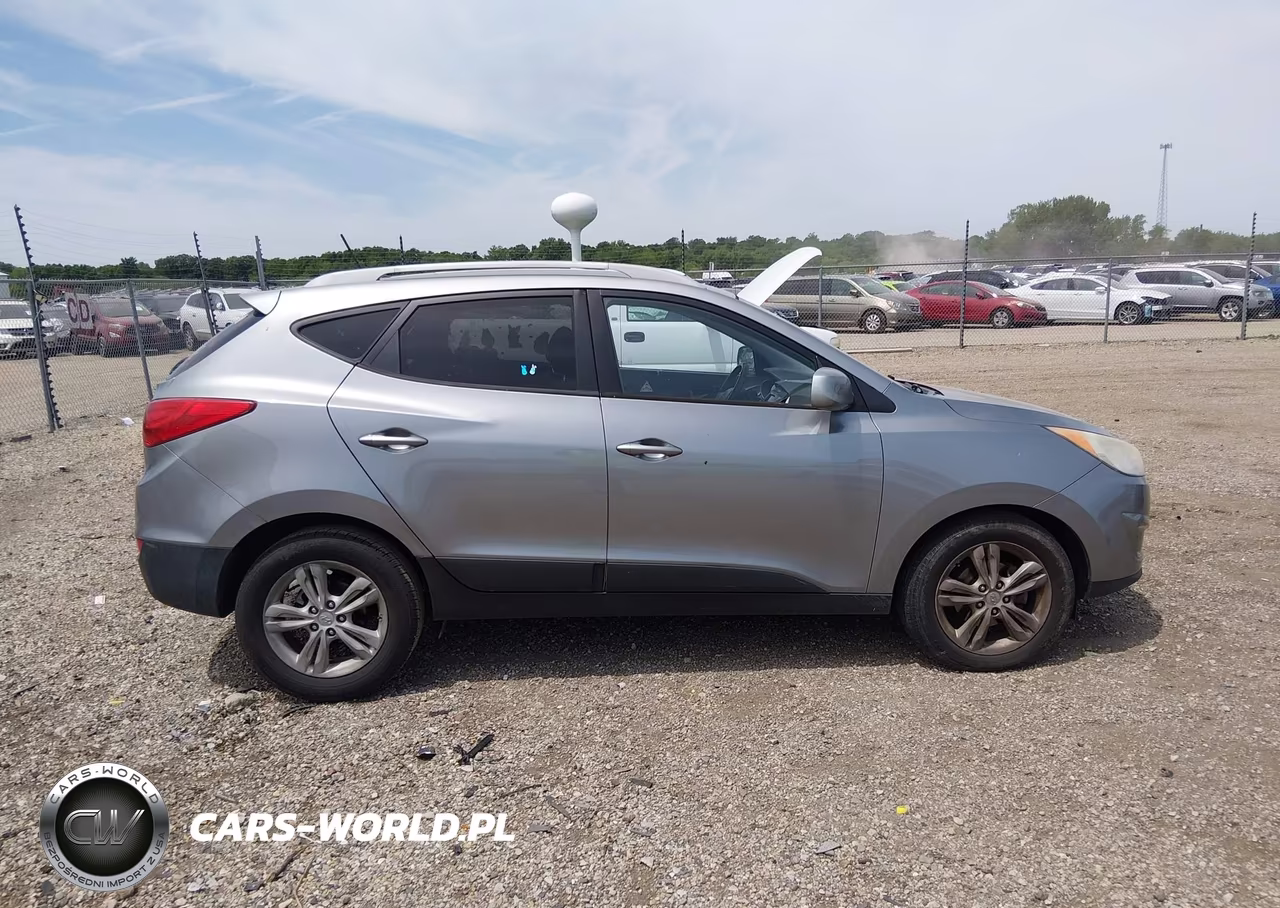 2010 Hyundai Tucson Gls VIN:KM8JU3AC5AU044438 - 14