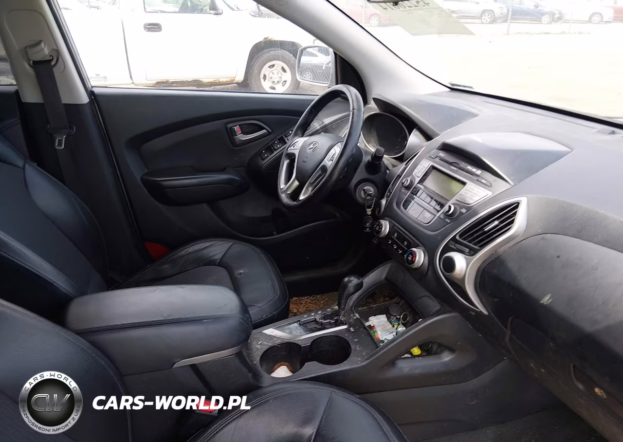 2010 Hyundai Tucson Gls VIN:KM8JU3AC5AU044438 - 5