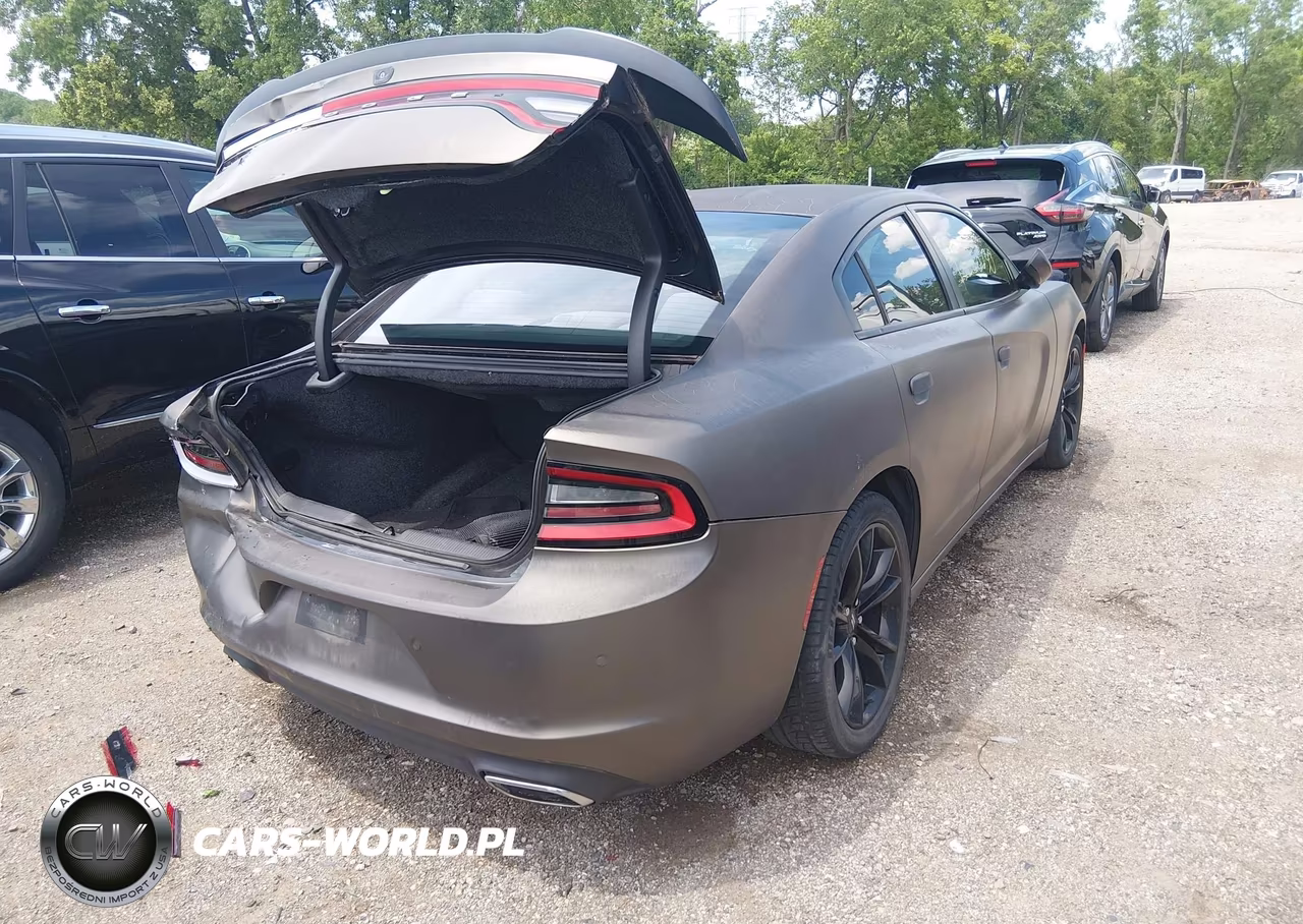 2018 Dodge Charger Sxt Plus Rwd VIN:2C3CDXHG1JH227162 - 4
