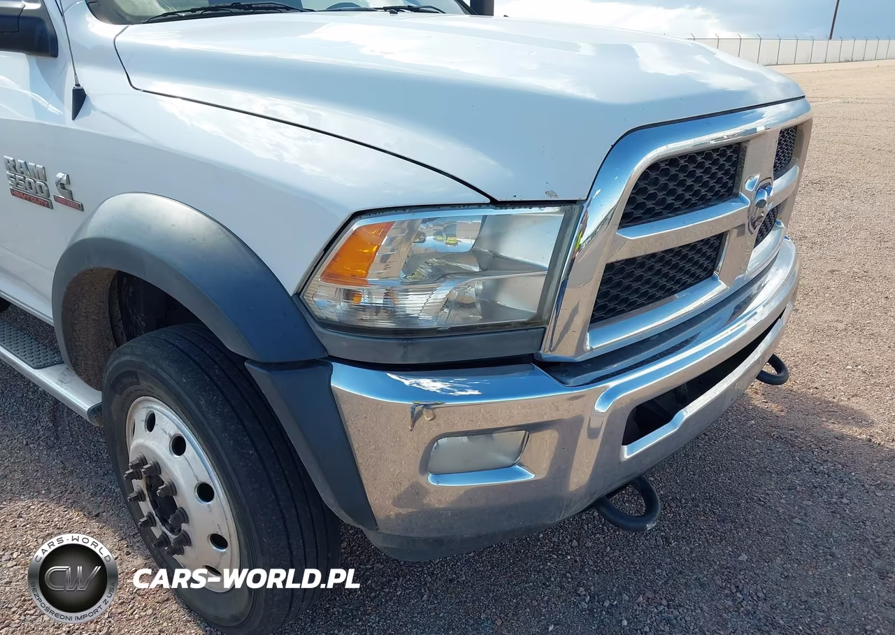 2018 Ram 5500 Chassis Tradesman-Slt VIN:3C7WRMDL5JG244027 - 11