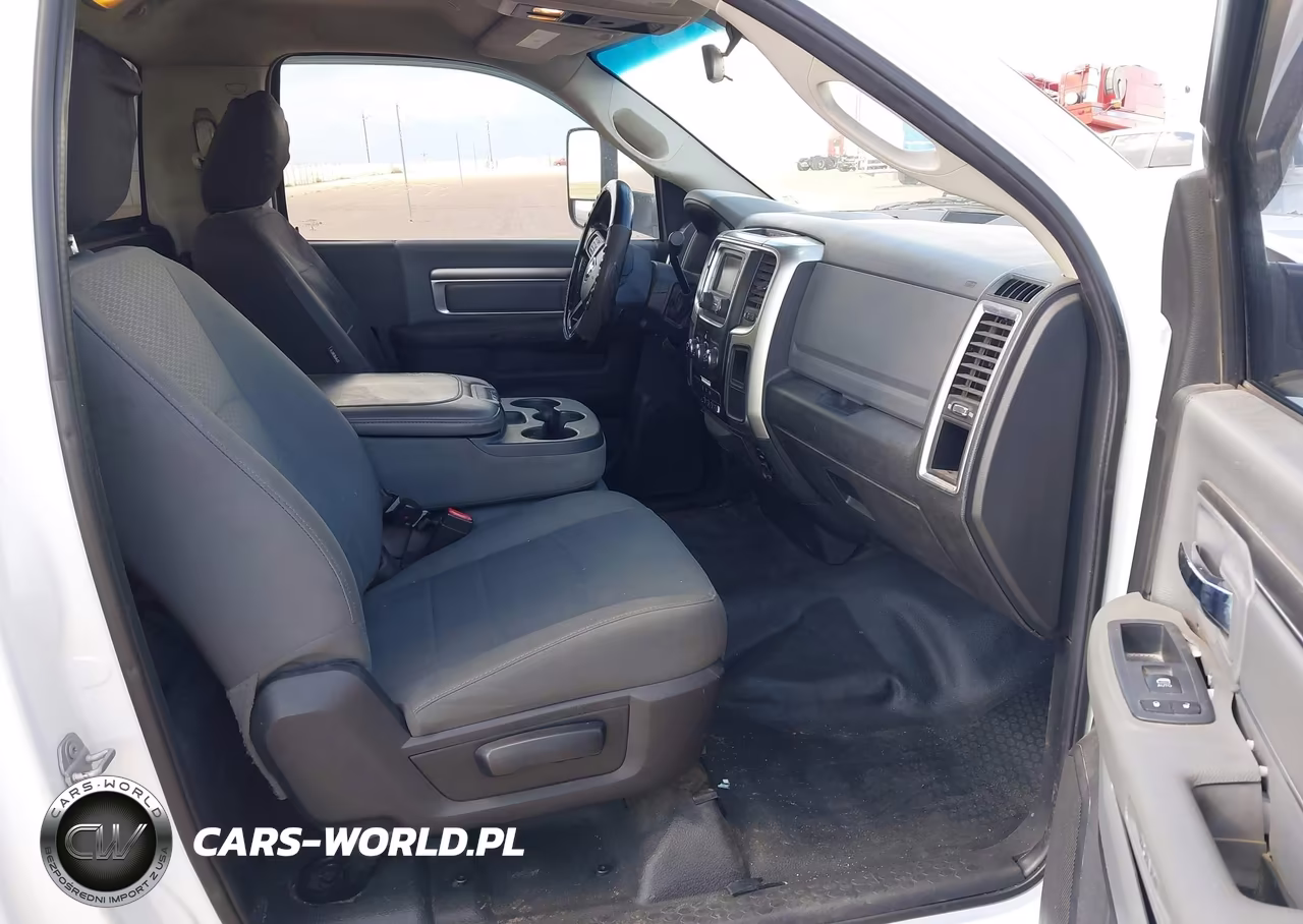 2018 Ram 5500 Chassis Tradesman-Slt VIN:3C7WRMDL5JG244027 - 7