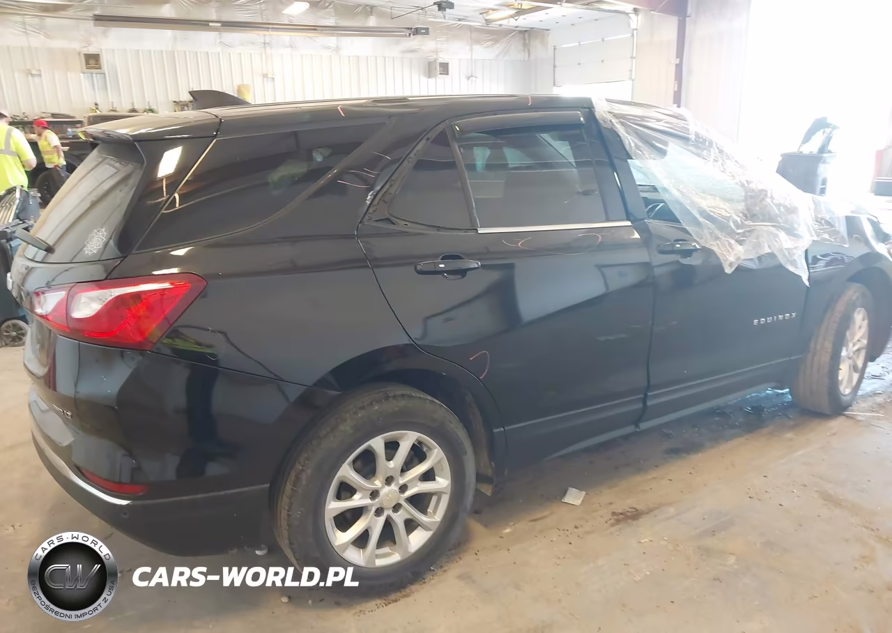 2018 Chevrolet Equinox 1Lt VIN:2GNAXSEV6J6215575 - 4