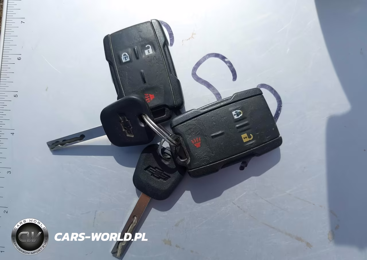 2018 Chevrolet Silverado 1500 Wt VIN:3GCUKNEH6JG226662 - 11