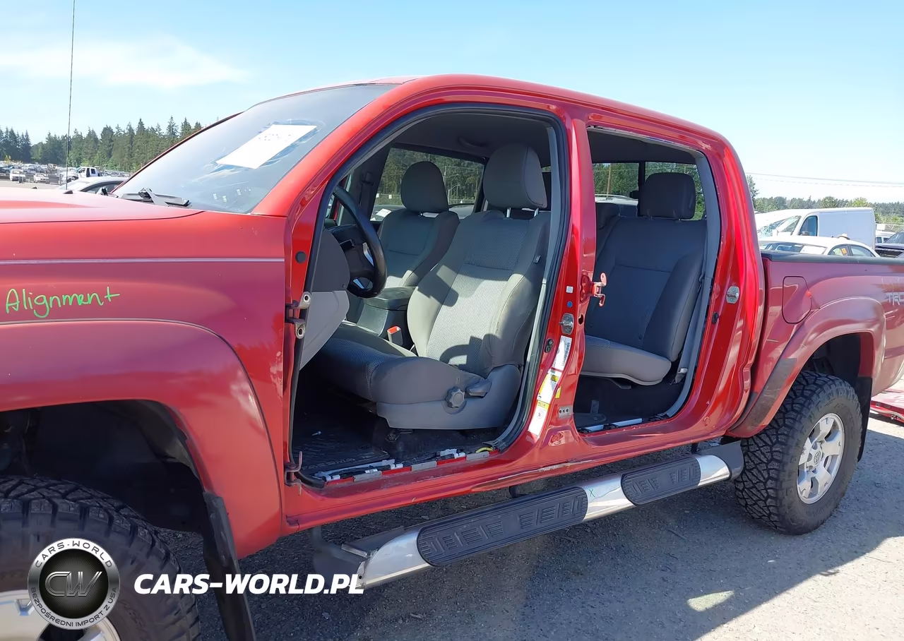 2013 Toyota Tacoma Prerunner V6 VIN:3TMJU4GN2DM146761 - 6