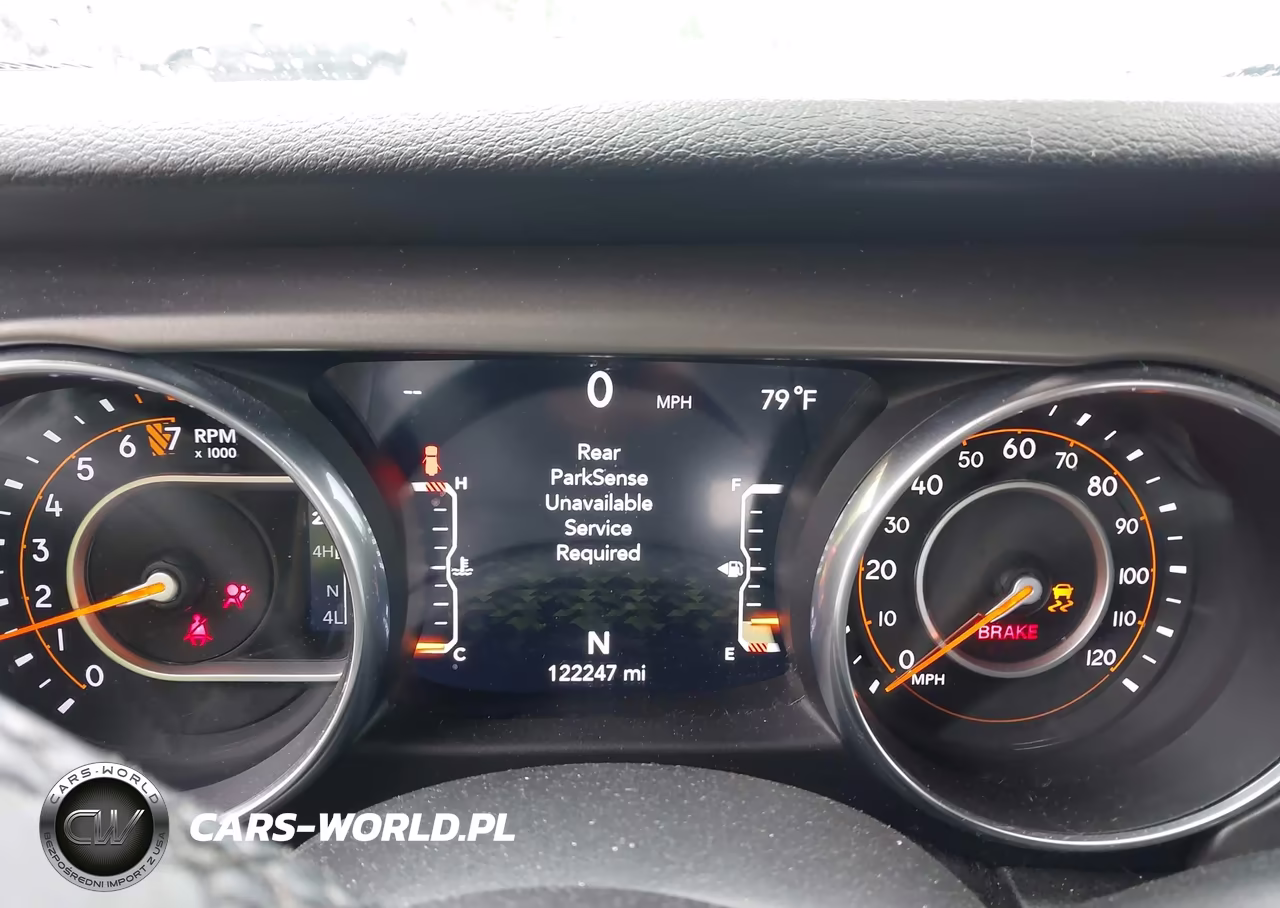 2018 Jeep Wrangler Unlimited Sport S 4X4 VIN:1C4HJXDGXJW151815 - 7