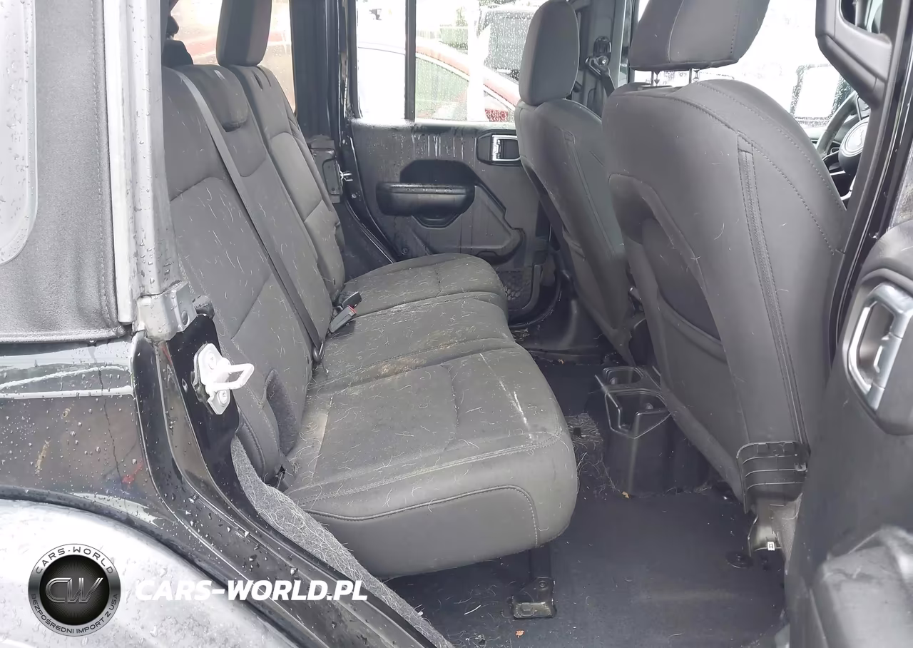2018 Jeep Wrangler Unlimited Sport S 4X4 VIN:1C4HJXDGXJW151815 - 8