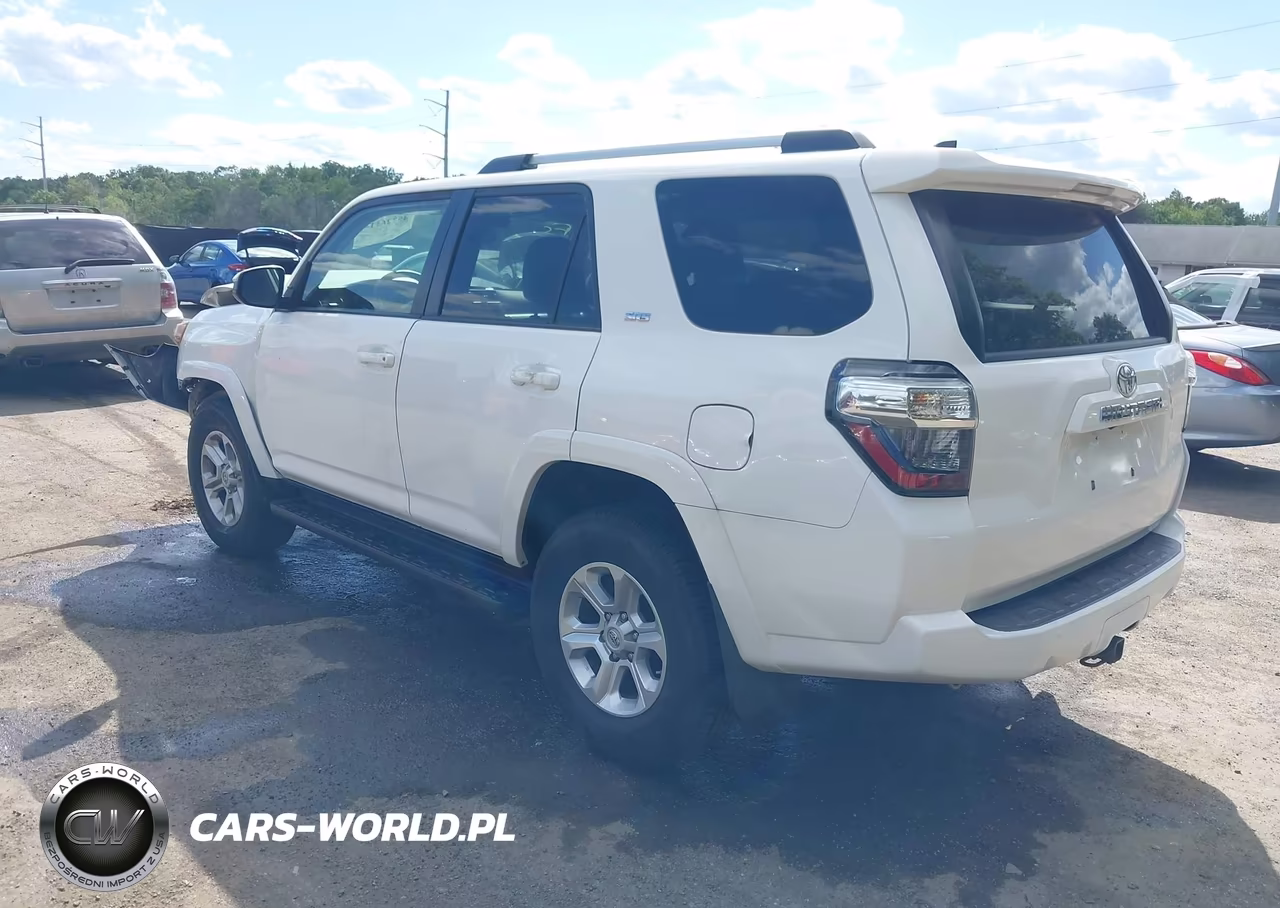 2021 Toyota 4Runner Sr5 VIN:JTEMU5JR8M5903520 - 3