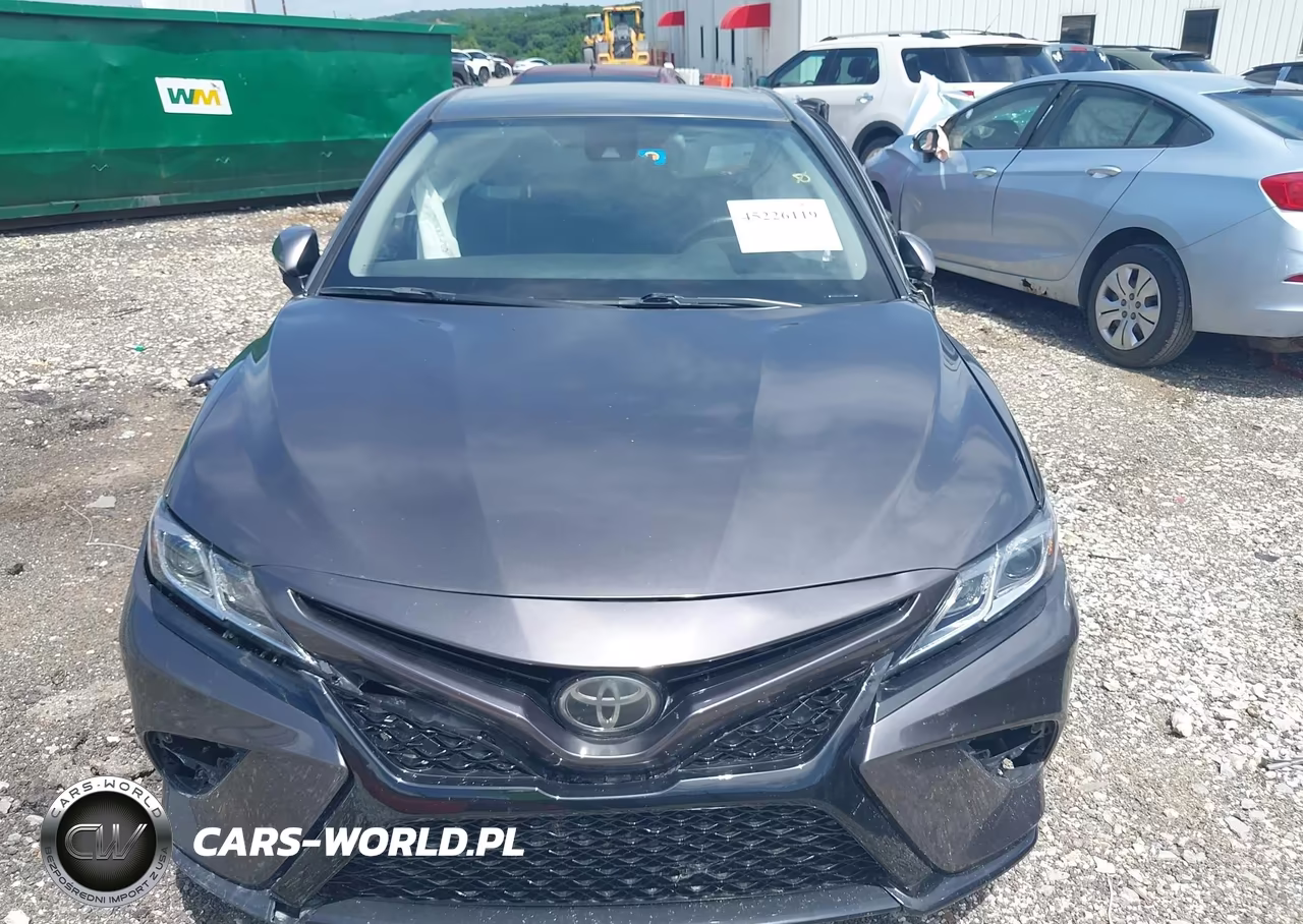 2018 Toyota Camry Se VIN:4T1B11HK5JU115104 - 13
