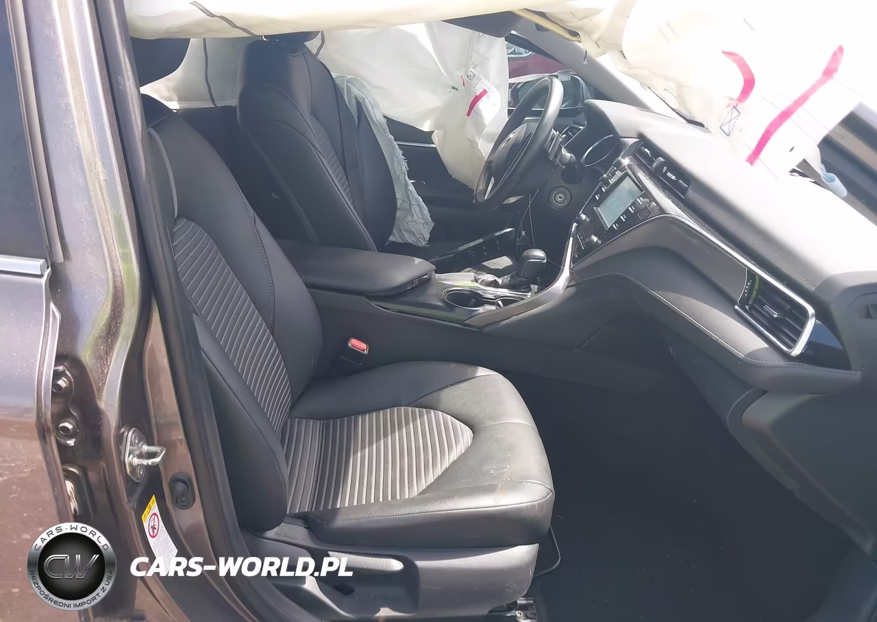 2018 Toyota Camry Se VIN:4T1B11HK5JU115104 - 5