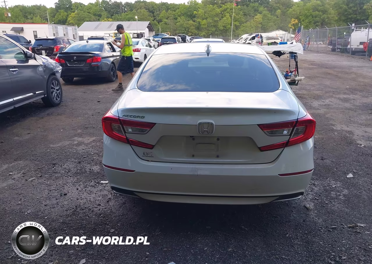 2018 Honda Accord Lx VIN:1HGCV1F11JA209152 - 16