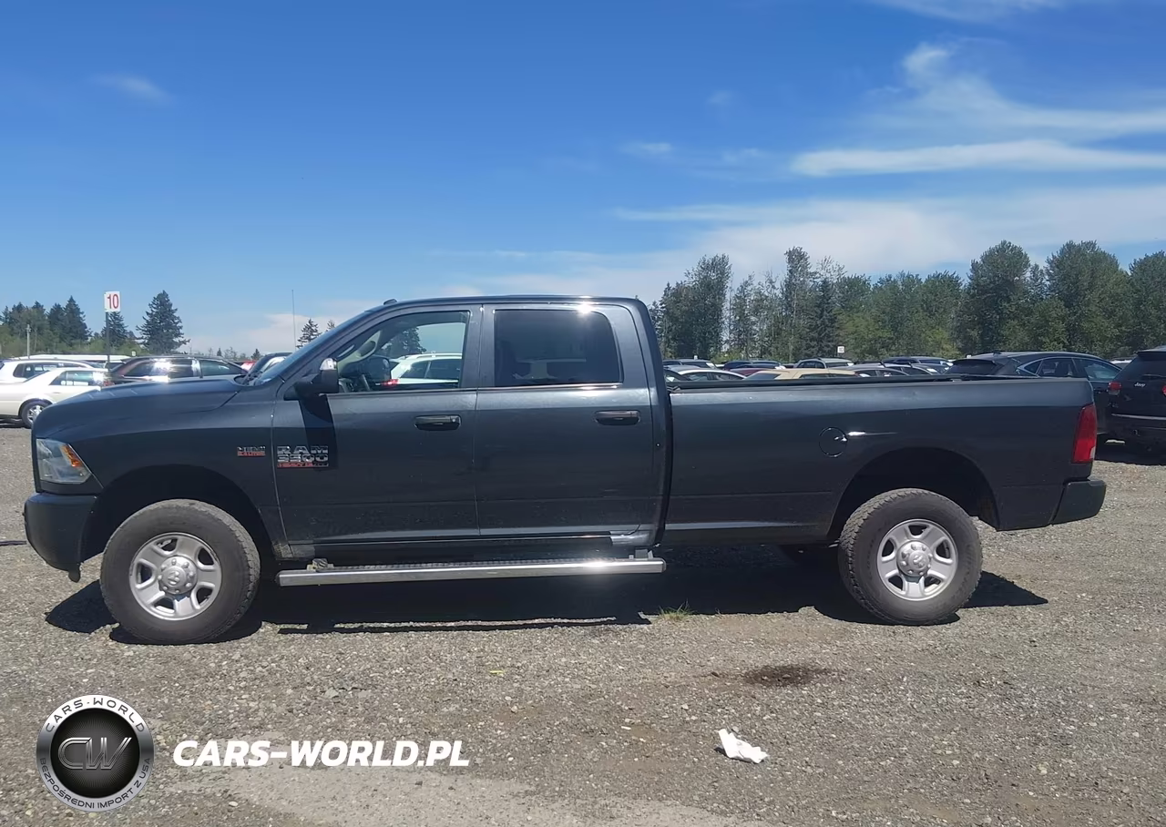 2017 Ram 3500 Tradesman 4X4 8' Box VIN:3C63R3GJ2HG785171 - 14