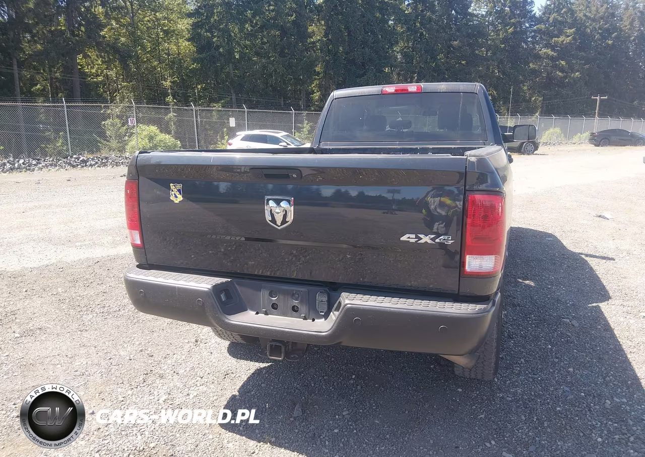 2017 Ram 3500 Tradesman 4X4 8' Box VIN:3C63R3GJ2HG785171 - 4