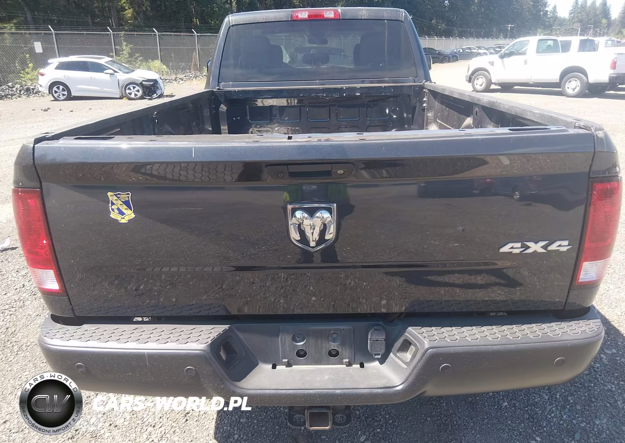 2017 Ram 3500 Tradesman 4X4 8' Box VIN:3C63R3GJ2HG785171 - 6
