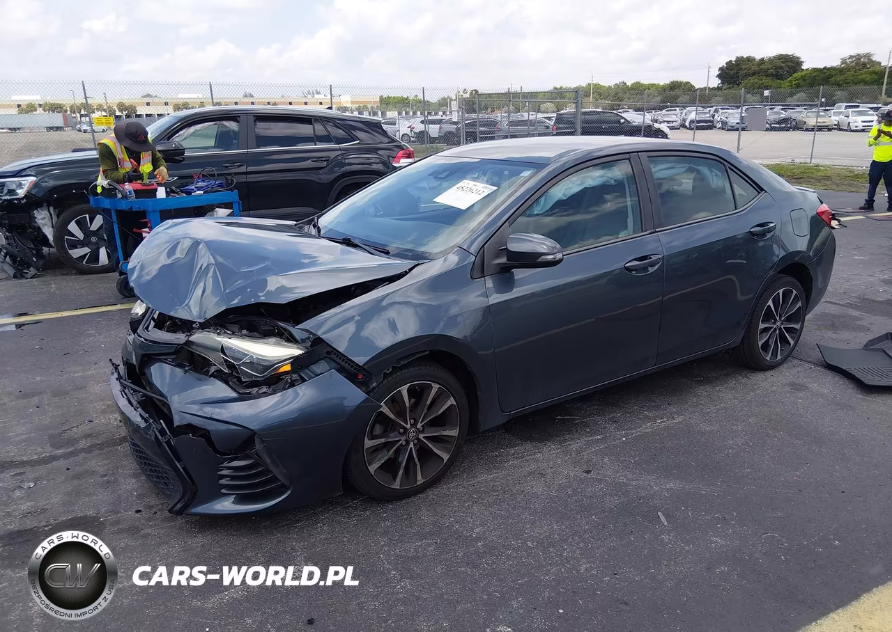 2019 Toyota Corolla Se VIN:2T1BURHE0KC221690 - 2