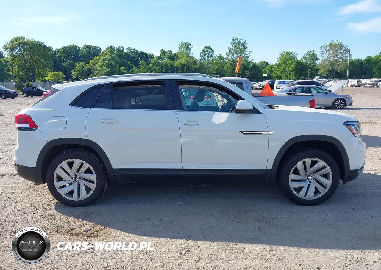 2020 Volkswagen Atlas Cross Sport 3.6L V6 Se W-Technology-3.6L V6 Se W-Technology R-Line VIN:1V26E2CA8LC226770 - 12